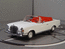 Minichamps 400038131 Mercedes-Benz 280 SE Cabriolet, 1970 "White&Red"